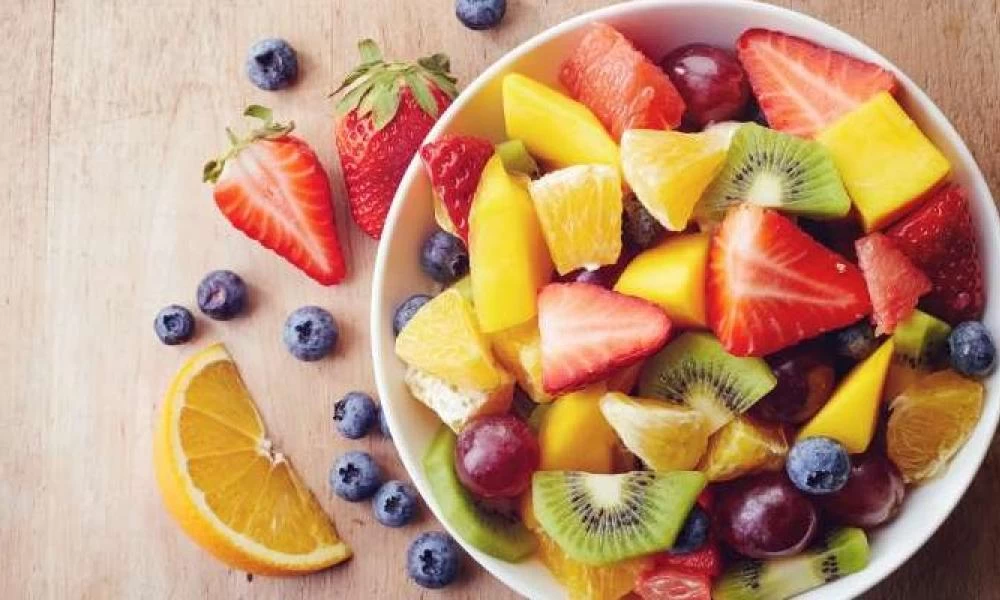 Το αντικαρκινικό φρούτο που προτείνεται στους καπνιστές